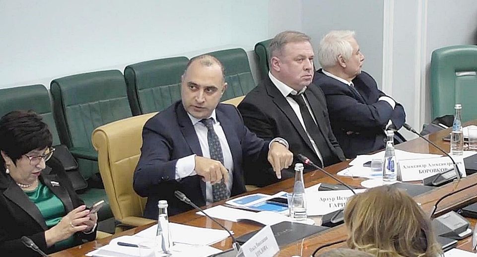 Совет Федерации рекомендовал субъектам РФ ознакомиться с предложением Артура Гарибяна в сфере благоустройства